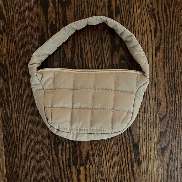 🆕Quilted Tan Shoulder Bag 11 x 6.5 inches - Picture 6 of 8